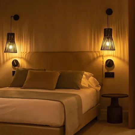 Intramuros Aparthotel 4*