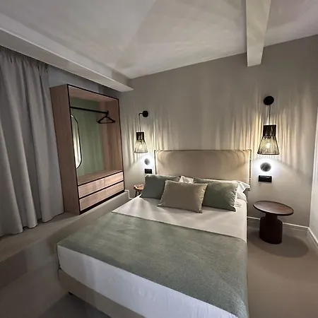 Aparthotel Intramuros