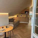 Aparthotel Intramuros 4*