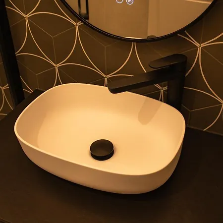 Intramuros Apartmanhotel