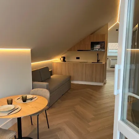 Apartmanhotel Intramuros 4*