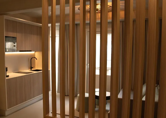 Apart-hotel Intramuros 4*