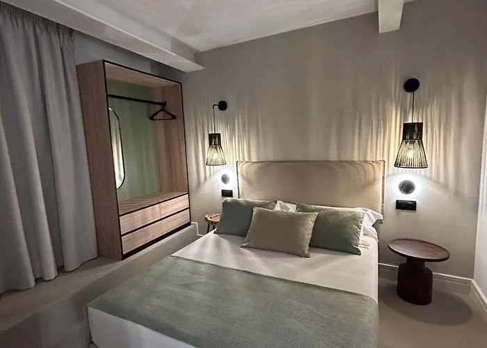 Aparthotel Intramuros